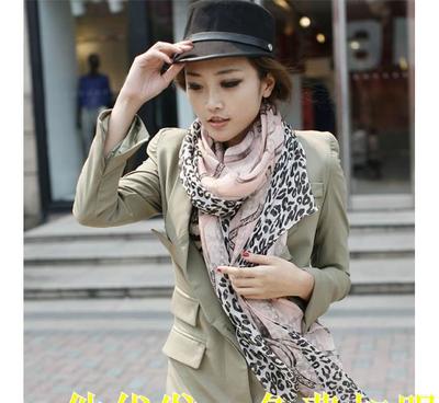 【圍巾絲巾網(wǎng)上代理代銷 一件代發(fā) 免費(fèi)加盟】